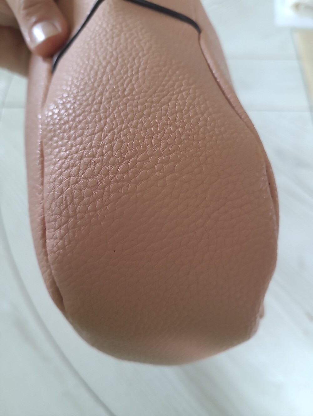 Kate Spade Small Blush Pink Hobo - EUC - Picture 6 of 16
